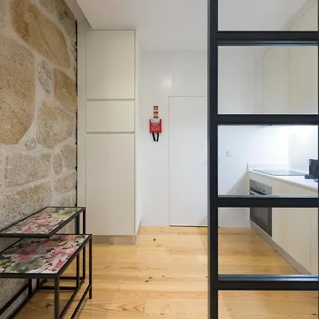 Lovelystay - Vitoria Viewpoint 1br Flat