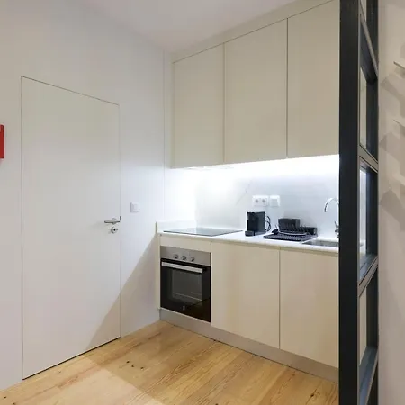 Lovelystay - Vitoria Viewpoint 1br Flat Porto