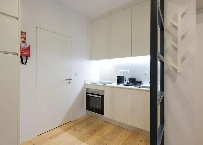 Lovelystay - Vitoria Viewpoint 1br Flat Oporto