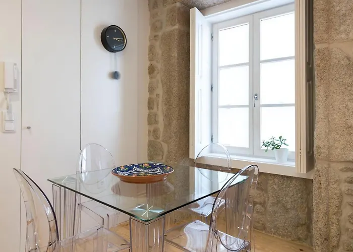 Lovelystay - Vitoria Viewpoint 1br Flat * Oporto